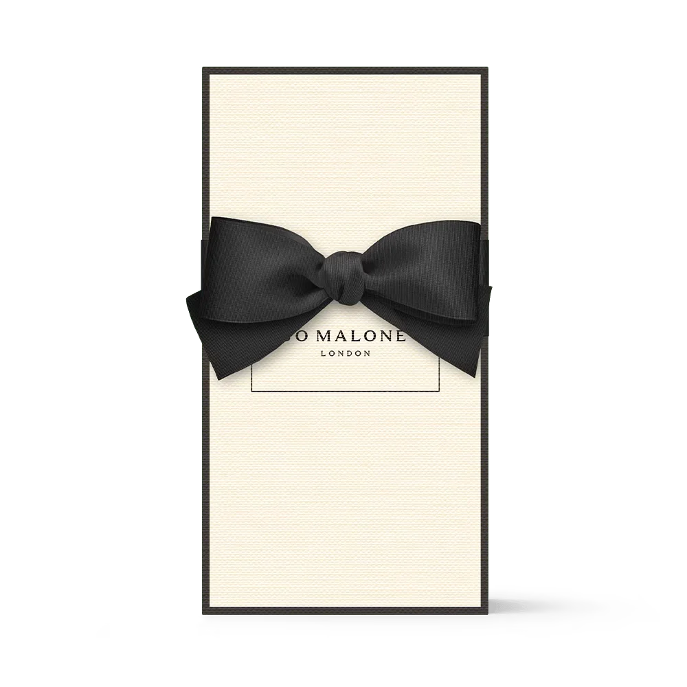 English Oak & Hazelnut Hand Cream